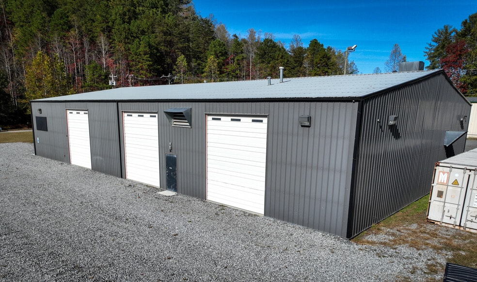 More Photos Of 2308 Icenhour Ct, Lenoir Industrial For Lease