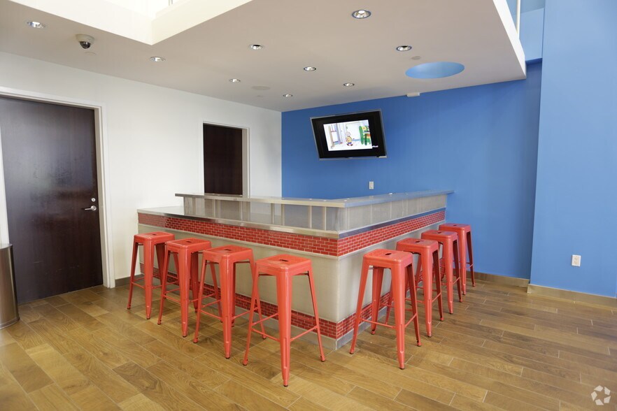 More Photos Of 1400 Irving St NW, Washington Apartments For Lease