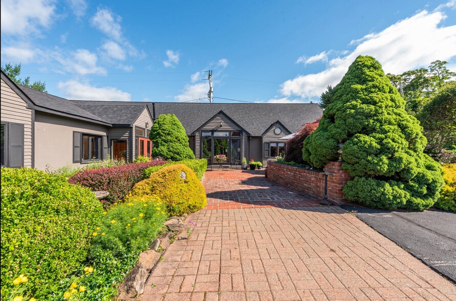 More Photos Of 181 E Brown St, Blairsville Restaurant For Sale