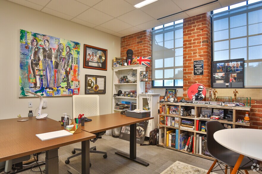 More Photos Of 141 Traction St, Greenville Coworking Space