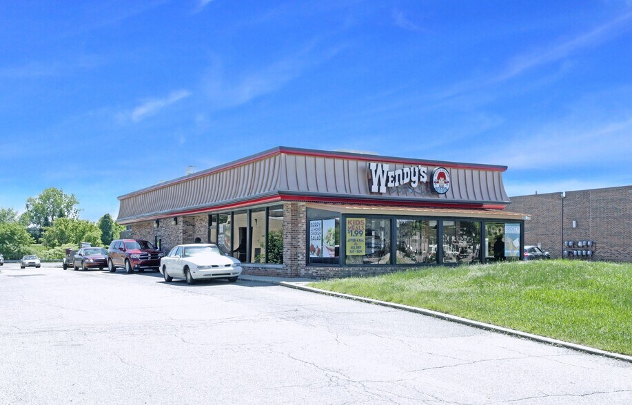 Primary Photo Of 38177 W 10 Mile Rd, Farmington Hills Fast Food For Sale