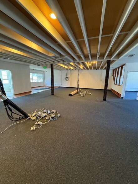Primary Photo Of 300-500 Ben Franklin Ct, San Mateo Loft Creative Space For Lease