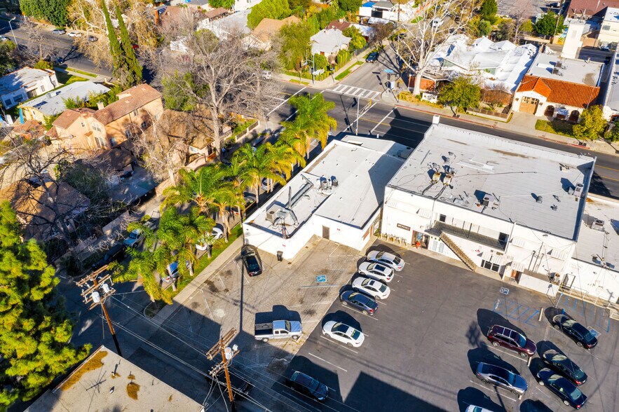 More Photos Of 7257-7259 Owensmouth Ave, Canoga Park Medical For Lease