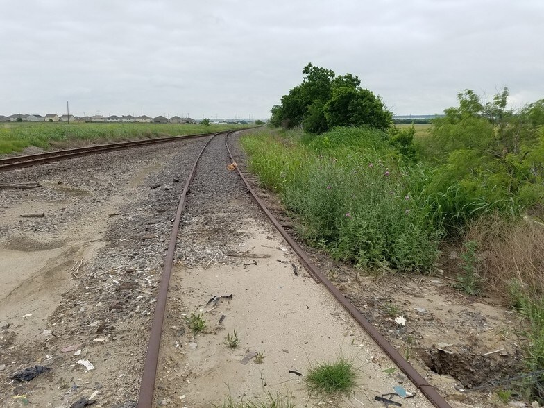 More Photos Of 501 Highway 67, Venus Land For Lease