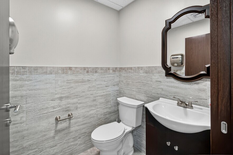 More Photos Of 228 Route 34, Old Bridge Office For Sale