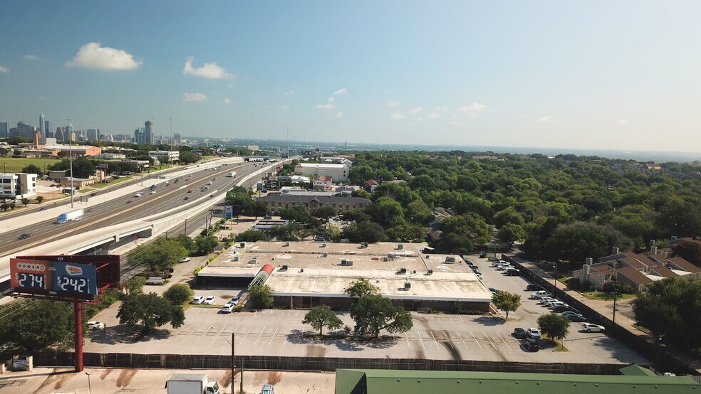 More Photos Of 2801 S Interstate 35 S, Austin Loft Creative Space For Lease