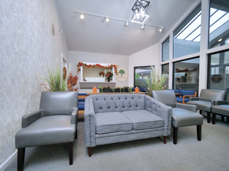 More Photos Of 905 Secret River Dr, Sacramento Medical For Sale