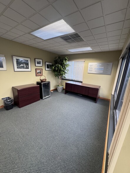 More Photos Of 7086 Corporate Way, Dayton Office For Lease