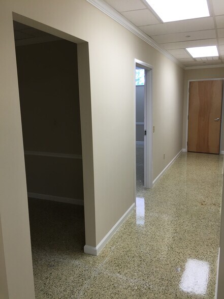More Photos Of 1500 Garner Rd, Raleigh Office Residential For Lease