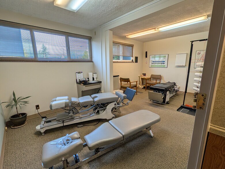 More Photos Of 700 Murdock St, Sedro Woolley Office For Sale