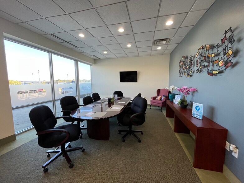 More Photos Of 5215 Colley Ave, Norfolk Office For Lease