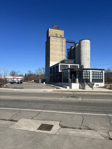 Primary Photo Of 2 W Forest Ave, Ypsilanti Food Processing For Lease