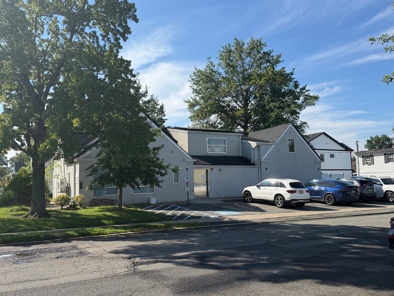 Primary Photo Of 228 Plainfield Ave, Edison Office For Sale