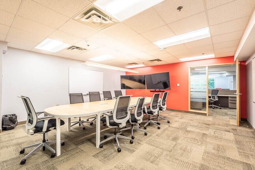More Photos Of 2737 Joseph Howe Dr, Halifax Office For Lease