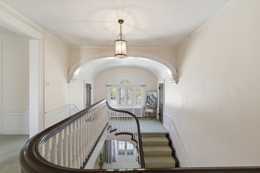 More Photos Of 2255 Ballston Ave, Saratoga Springs Restaurant For Sale