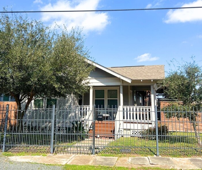 More Photos Of ,  Unknown For Sale