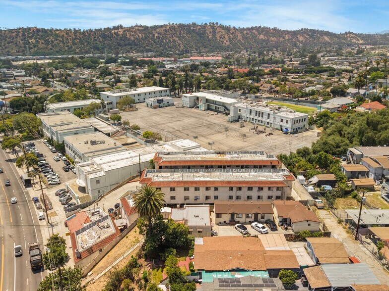 More Photos Of 3405 N Figueroa St, Los Angeles Apartments For Sale