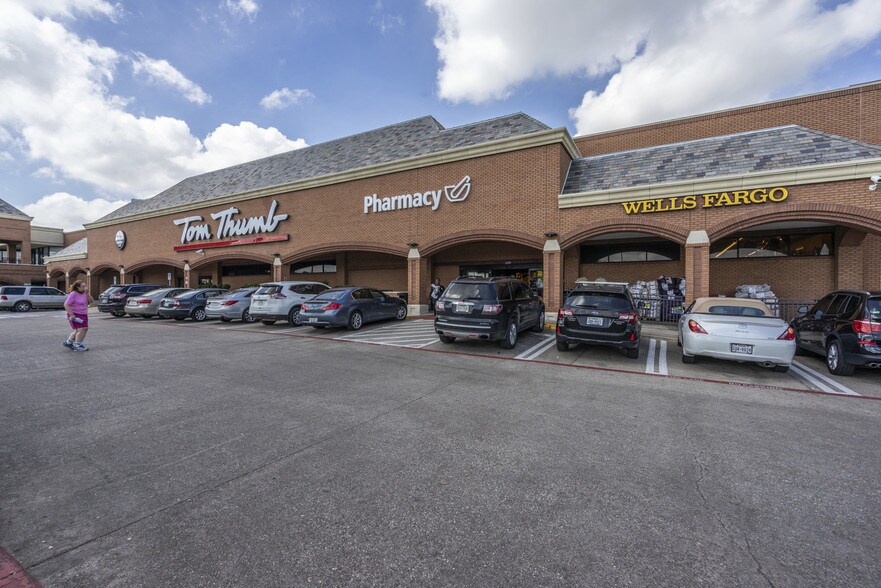 Primary Photo Of 6319-6333 E Mockingbird Ln, Dallas Unknown For Lease