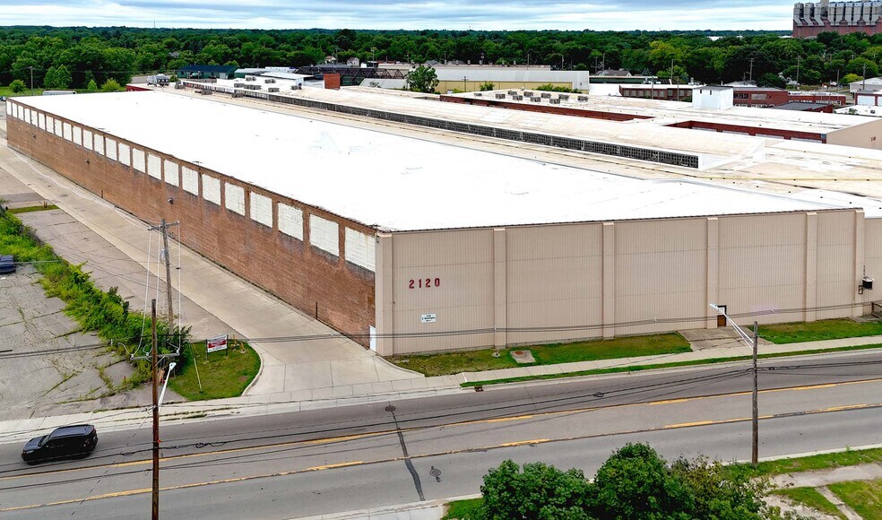 More Photos Of 2120 S Washington Ave, Lansing Warehouse For Sale