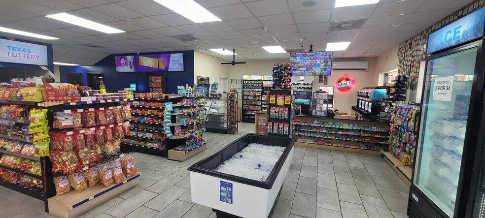 More Photos Of 939 S Alamo Rd, Alamo Convenience Store For Sale