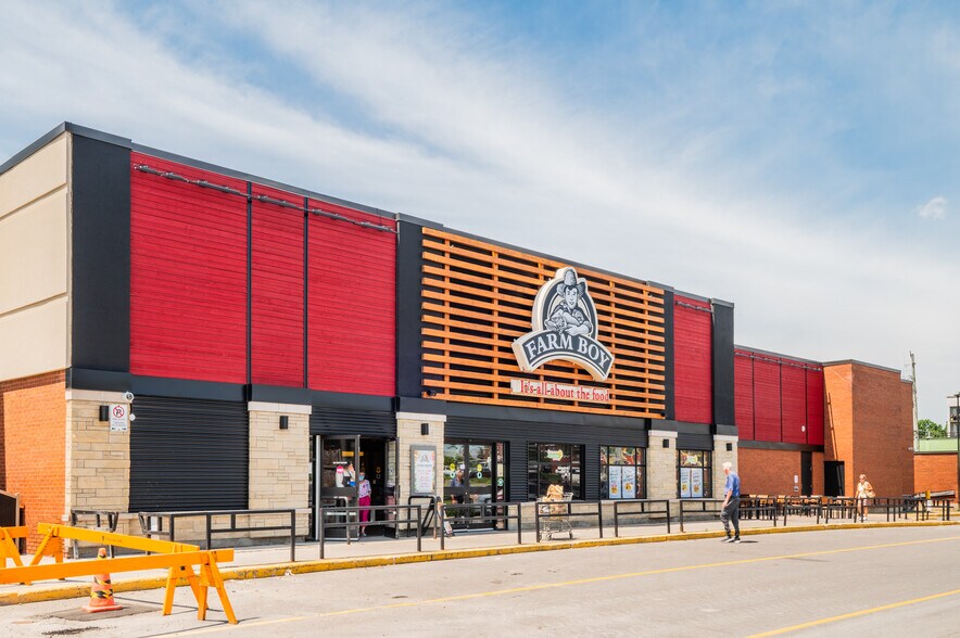 Primary Photo Of 1642 Merivale Rd, Ottawa Unknown For Lease