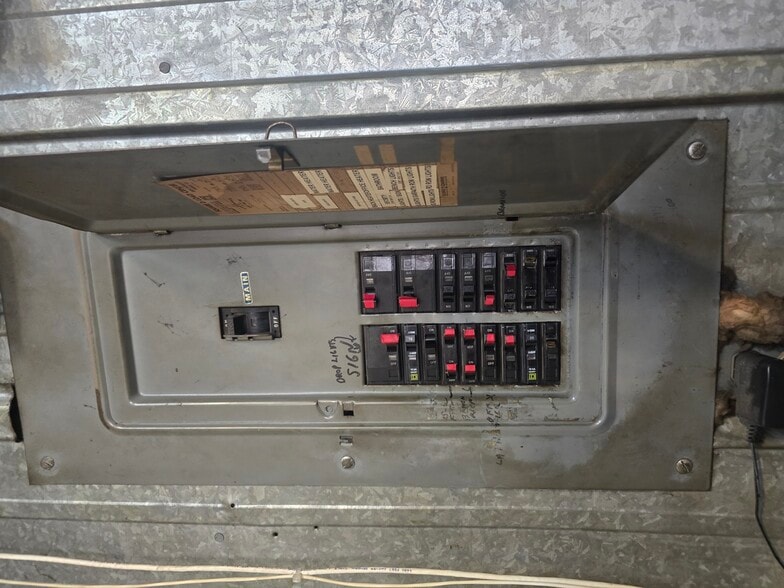 More Photos Of 421 Ransdell Rd, Lebanon Auto Dealership For Sale