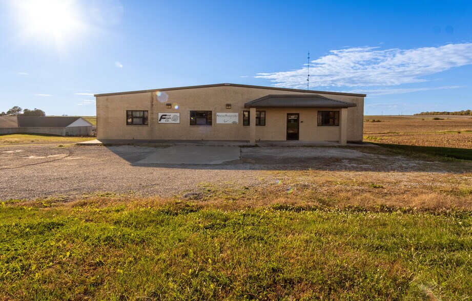 More Photos Of 8007 Industrial Park Ln, Atchison Industrial For Sale