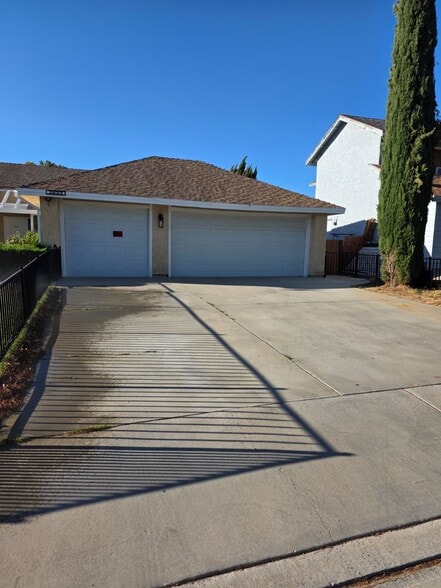 More Photos Of 3833 E Avenue R12, Palmdale Healthcare For Sale