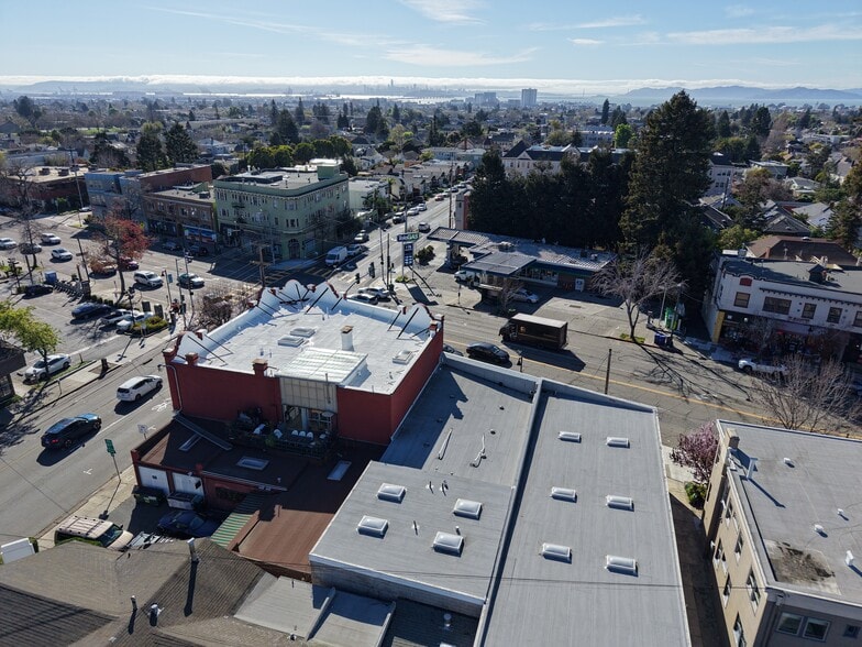 More Photos Of 6410-6416 Telegraph Ave, Oakland Storefront For Lease