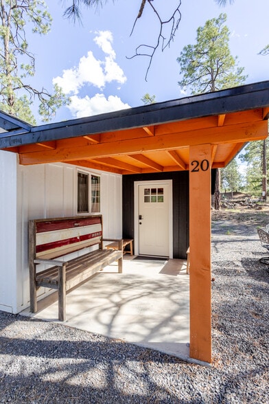 More Photos Of 6385 W White Mountain Blvd, Lakeside Lodge Meeting Hall For Sale