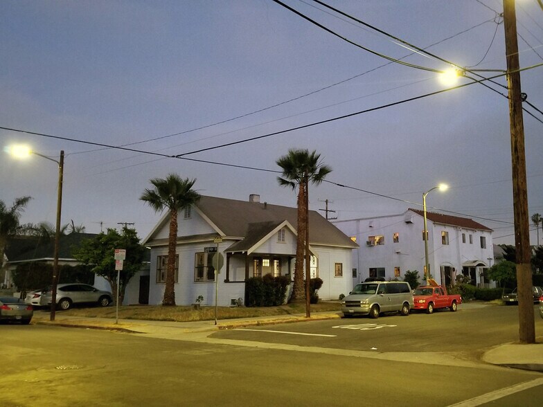 Primary Photo Of 1500-1560 S Ardmore Ave, Los Angeles Apartments For Sale