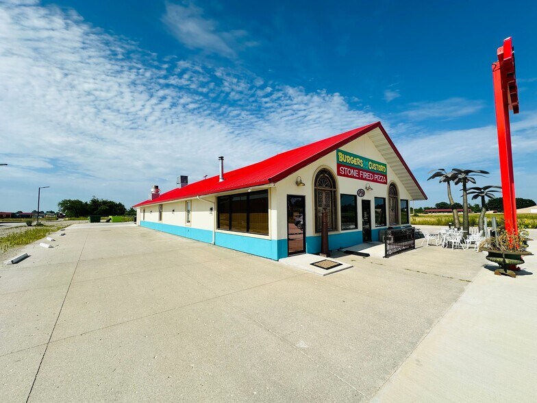 More Photos Of 37 Enterprise Dr, Seymour General Retail For Sale