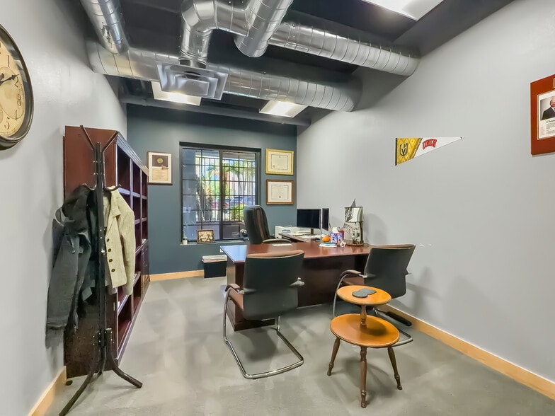 More Photos Of 730 Las Vegas Blvd, Las Vegas Serviced Offices For Sale