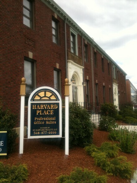 More Photos Of 35 Harvard St, Worcester Office For Lease