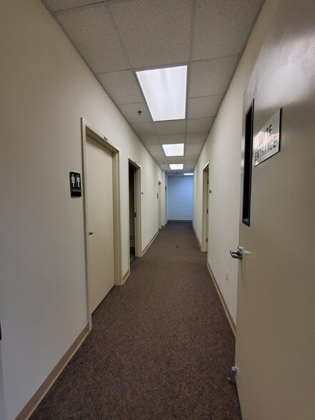 More Photos Of 3619 Richmond Hwy, Stafford Light Distribution For Sale
