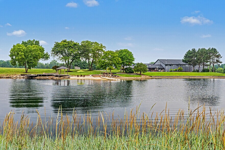 More Photos Of 7291 Stone Rd, Medina Office For Sale