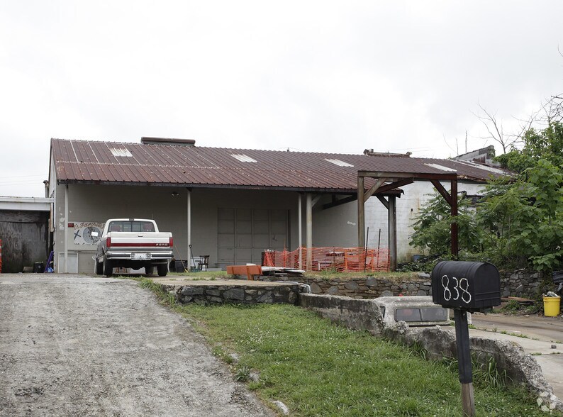 Primary Photo Of 838 SW Warner St, Atlanta Warehouse For Sale