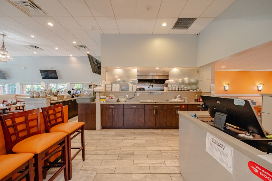 More Photos Of 1821 N State Road 7, Margate Restaurant For Sale