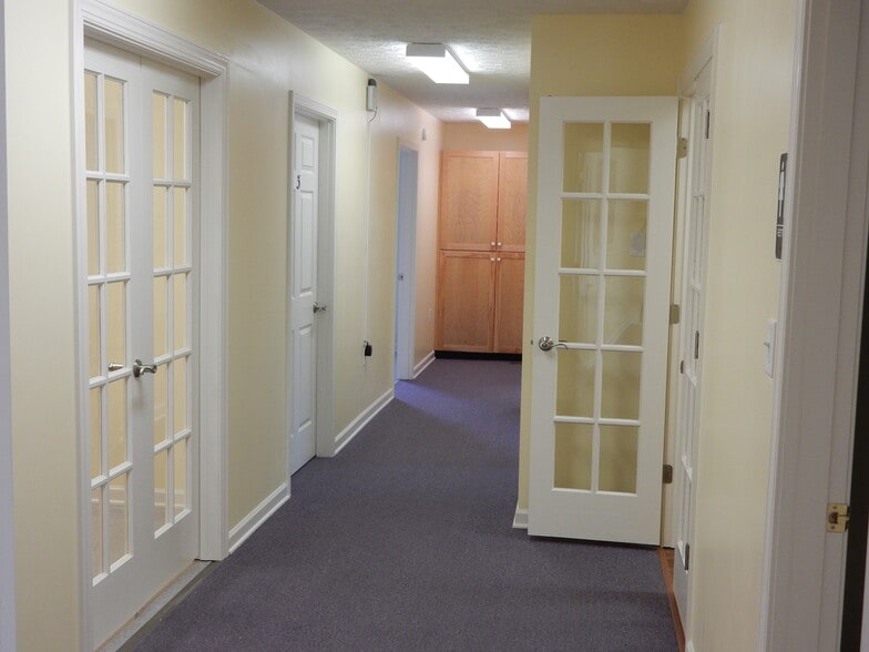 More Photos Of 304 New Leicester Hwy, Asheville Medical For Lease