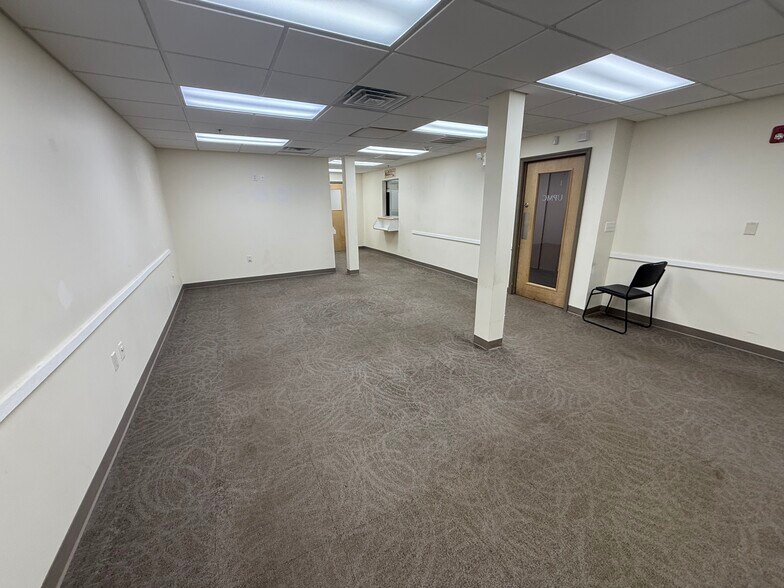 More Photos Of 651 S Center Ave, Somerset Medical For Sale