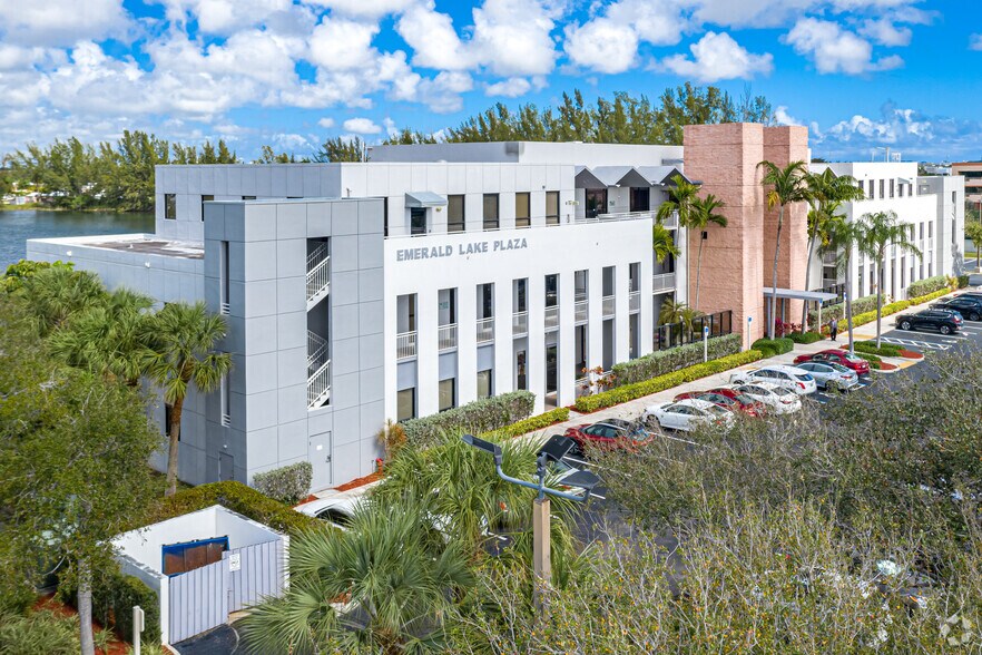 Primary Photo Of 3107 Stirling Rd, Fort Lauderdale Office For Lease