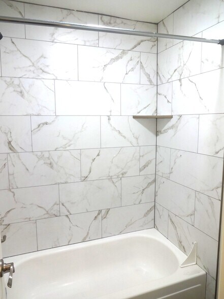 More Photos Of 5220-5240 E Bellevue St, Tucson Apartments For Sale