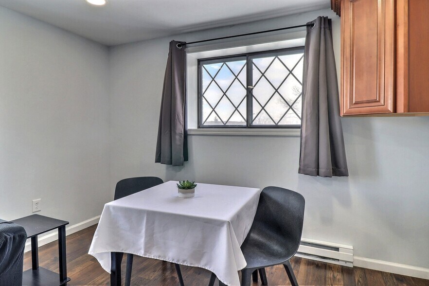 More Photos Of 3360 PA-940, Mount Pocono Specialty For Sale