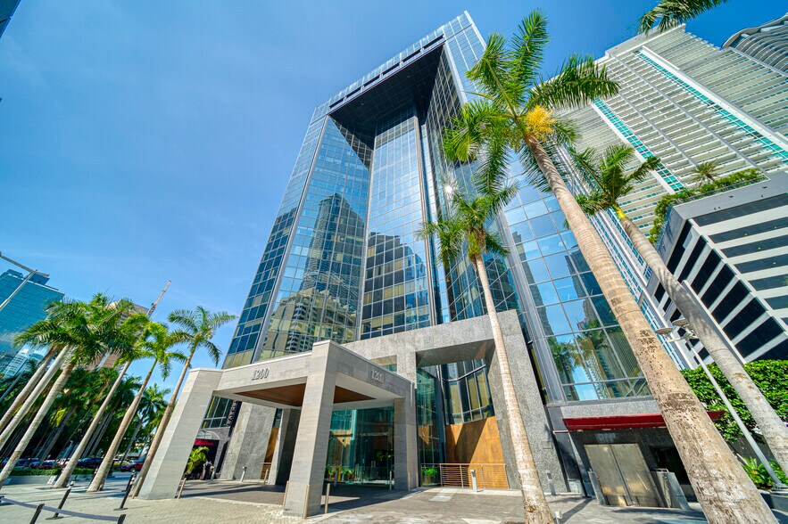 More Photos Of 1200 Brickell Ave, Miami Office For Sale
