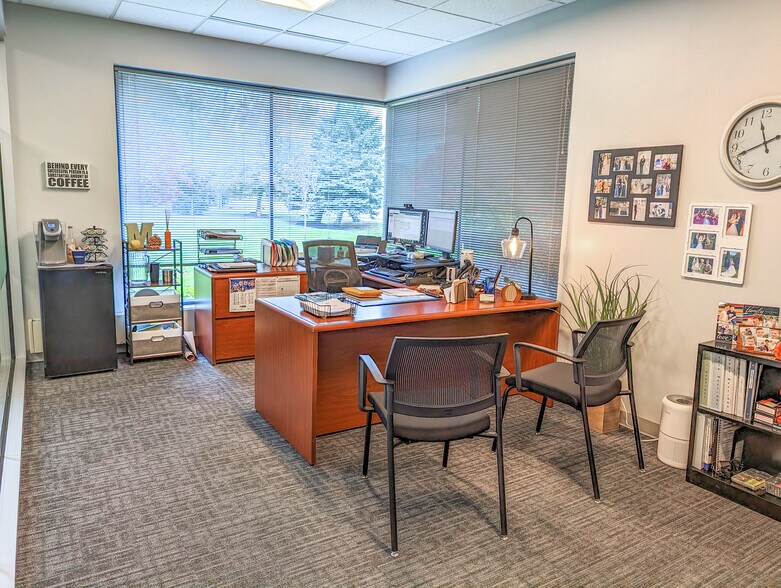 More Photos Of 61 John Muir Dr, Buffalo Unknown For Lease