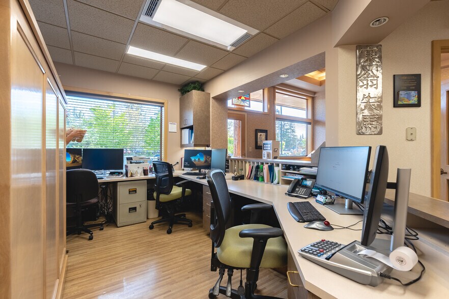 More Photos Of 3136 Squalicum Pky, Bellingham Medical For Sale