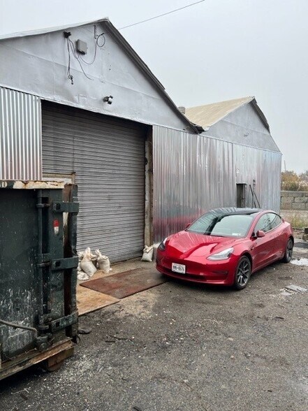 Primary Photo Of 6104 Strickland Ave, Brooklyn Warehouse For Lease