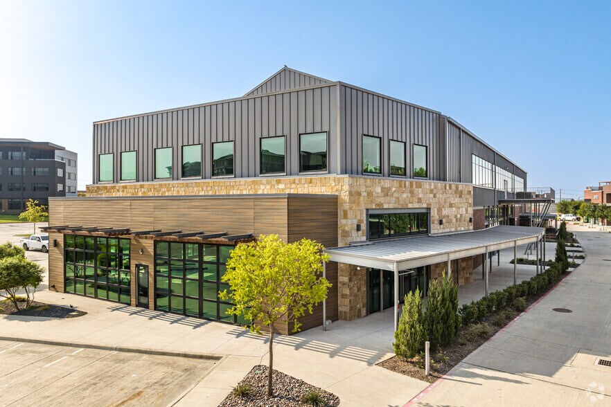 More Photos Of 7540 TX-121, McKinney Storefront Retail Office For Lease