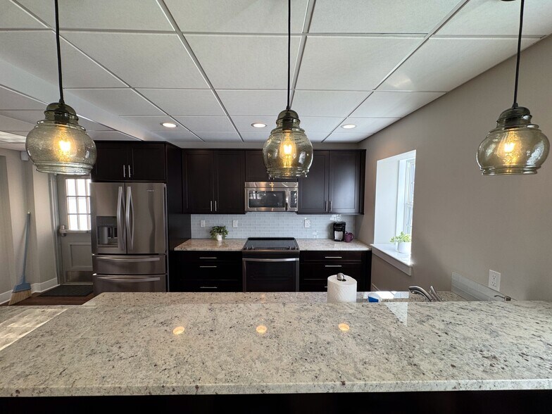 More Photos Of 824 Philadelphia Pike, Wilmington Office For Sale