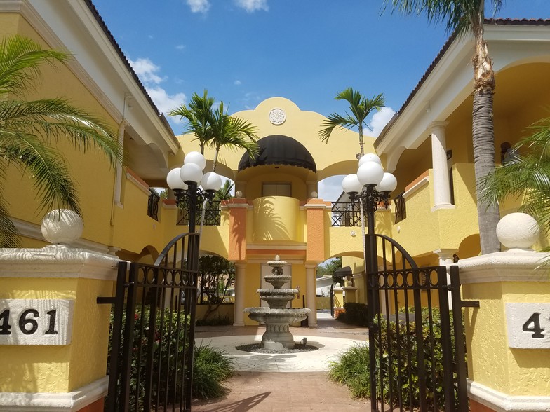 More Photos Of 461-481 E Hillsboro Blvd, Deerfield Beach Office For Lease